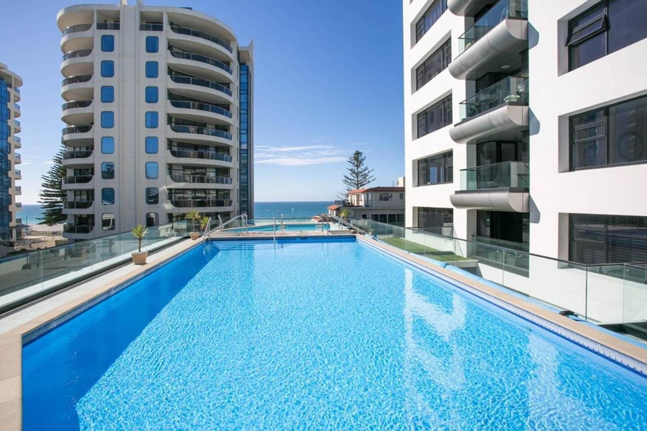 Luxury Ocean & Harbour Views - Heated Pool, Main Beach & Gym マウント・マウンガヌイ エクステリア 写真